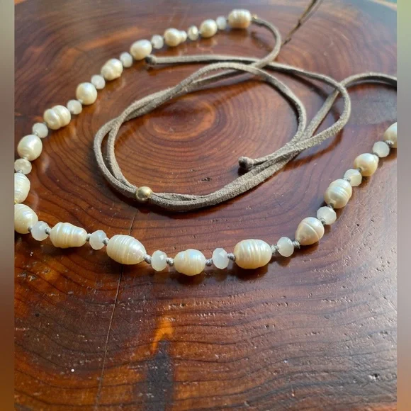 Natural Freshwater Pearl Necklace - Picture 1 of 12